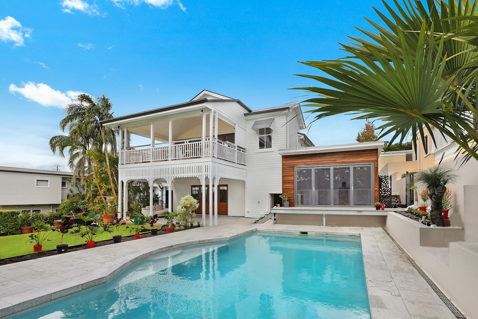 Contemporary luxury property